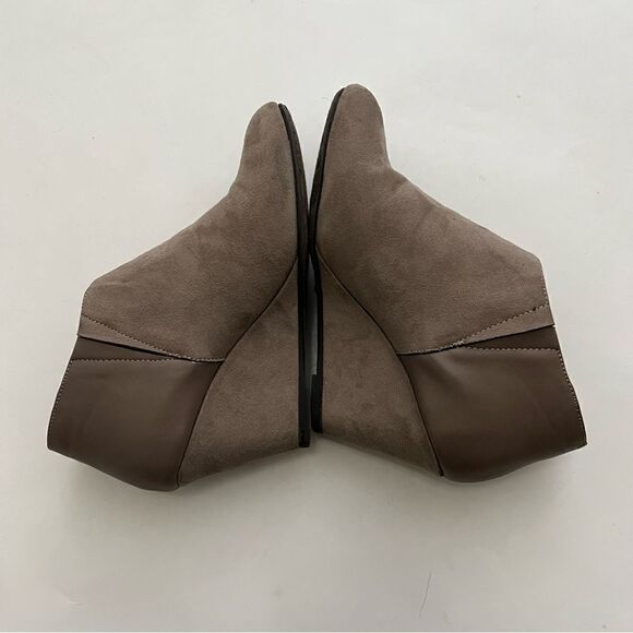 Chinese Laundry Brown Suede Ankle Edge Bootie Women’s Size 7 - Picture 6 of 10